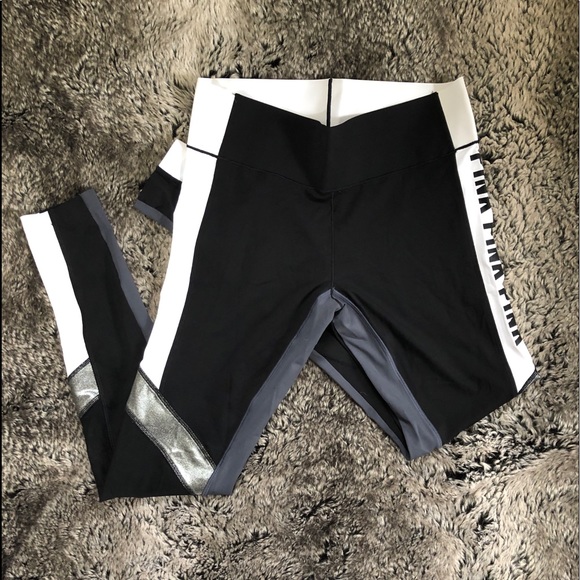 NWOT Victoria Secret Ultimate Legging - Picture 1 of 4